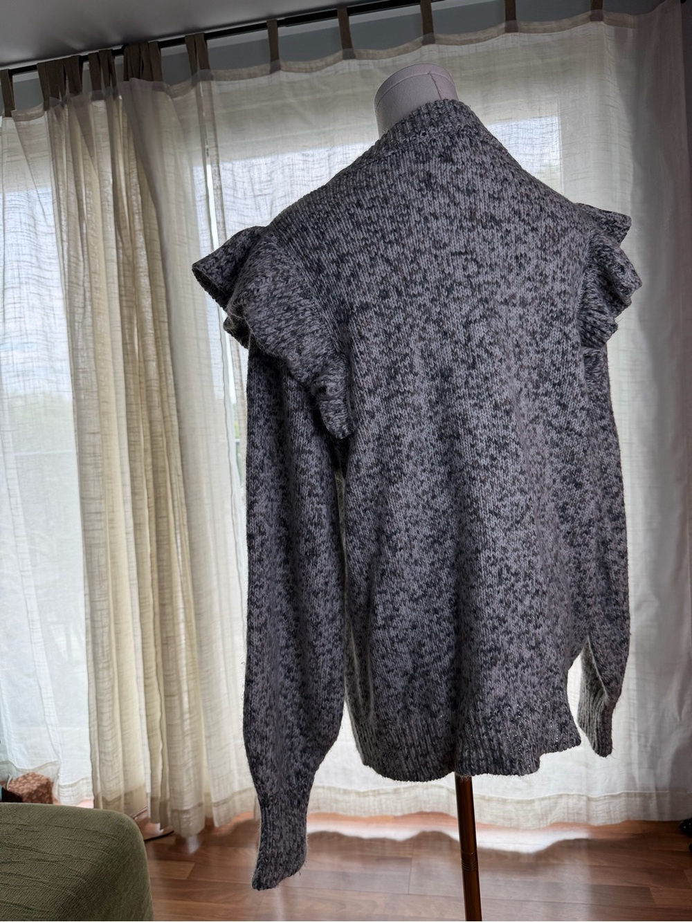 Universal Thread Gray Marled Ruffle Shoulder Crew Sweater - Picture 3 of 6